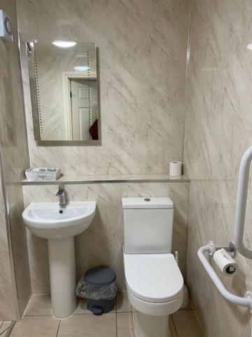 Hotel The Red Lion, Stretham Esterno foto