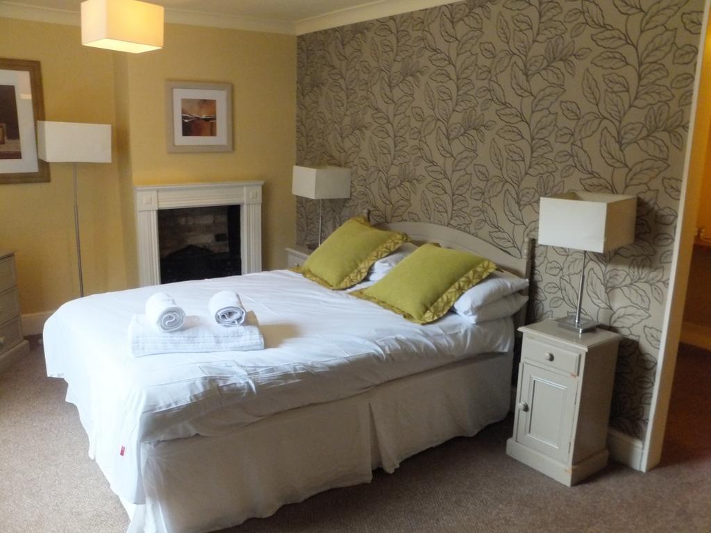Hotel The Red Lion, Stretham Esterno foto